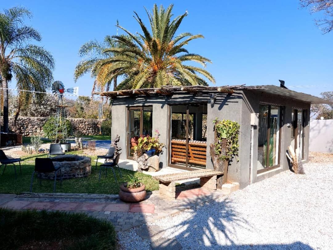Bush Pillow Guest House Otjiwarongo Ngoại thất bức ảnh